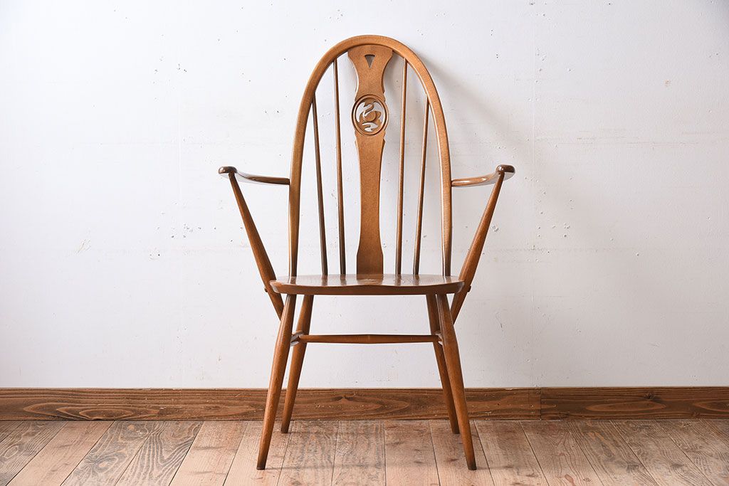 ヴィンテージ家具　イギリス　ERCOL(アーコール)　ビンテージ　スワンアームチェア(クエーカーチェア)(1)
