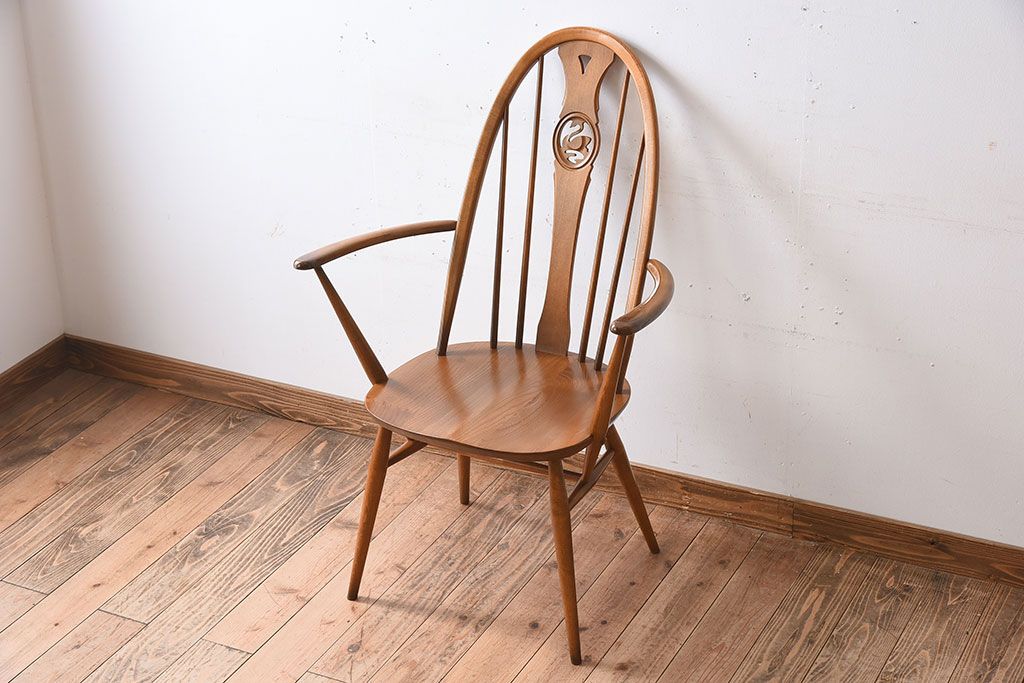ヴィンテージ家具　イギリス　ERCOL(アーコール)　ビンテージ　スワンアームチェア(クエーカーチェア)(1)
