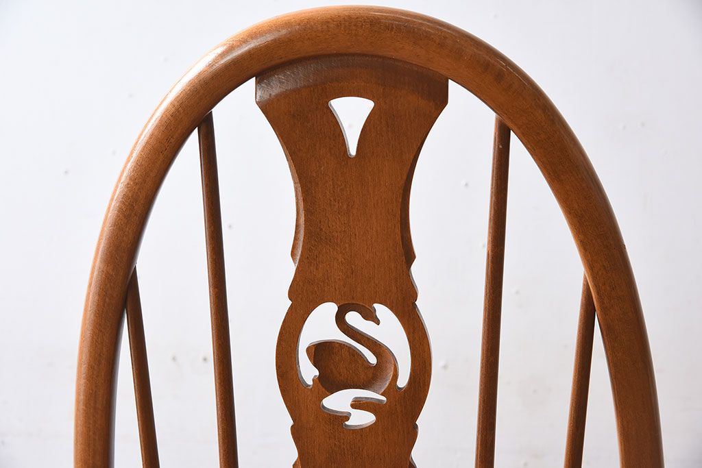 ヴィンテージ家具　イギリス　ERCOL(アーコール)　ビンテージ　スワンアームチェア(クエーカーチェア)(1)