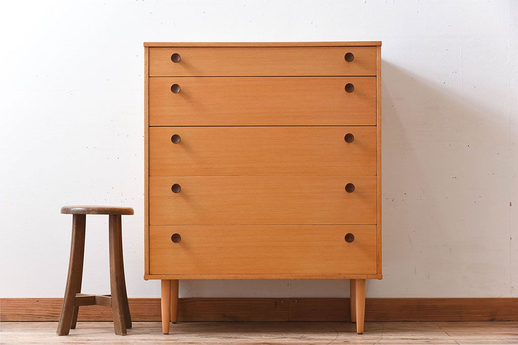 中古　ビンテージ　ベルギー製　脚付きチェスト
