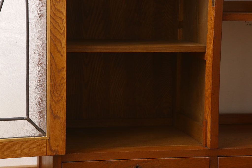 レトロ家具　昭和レトロ　ラフジュ工房オリジナルステンドグラス　ステンドグラス扉　ナラ材　古い木製の本箱
