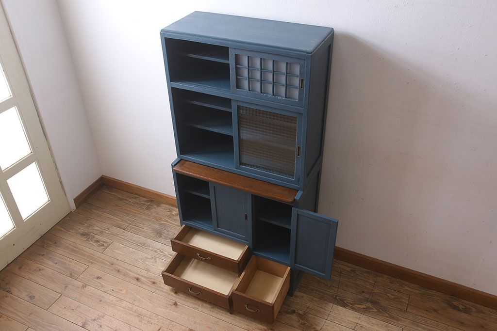 レトロ家具　昭和レトロ　レトロガラス入り!幅が狭いアンティーク食器棚(カップボード)