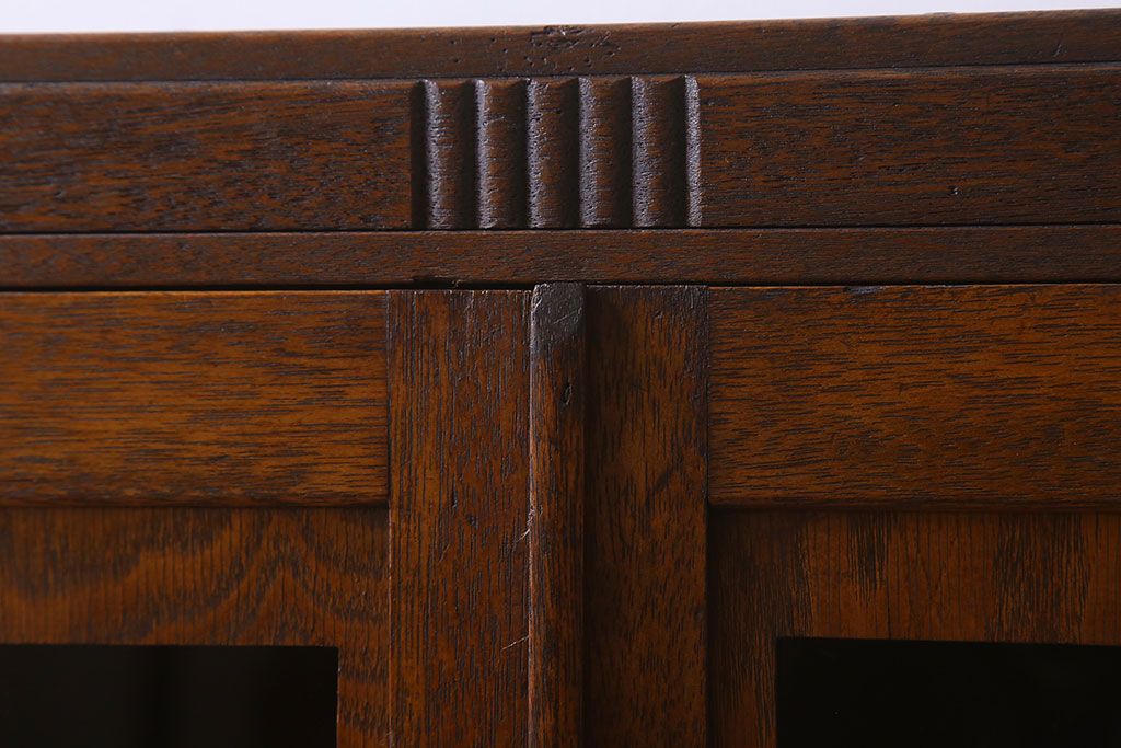 レトロ家具　昭和レトロ　古い木製のアンティーク本箱(ブックケース)(2)