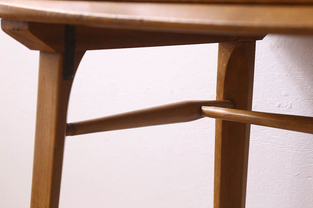 ヴィンテージ家具　イギリス　ERCOL(アーコール)　ビンテージ　サイドデスク