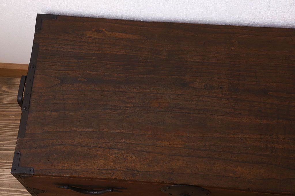 アンティーク家具　総桐材　和製アンティーク　上手物　二段重ね時代箪笥(衣装箪笥、桐箪笥、桐たんす)