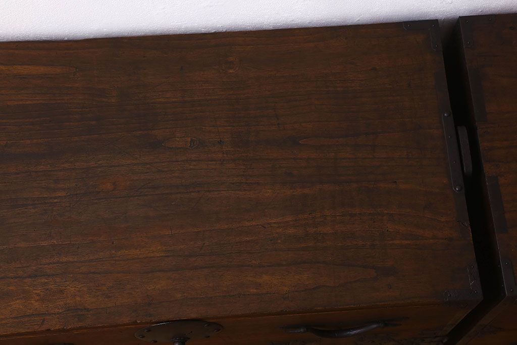 アンティーク家具　総桐材　和製アンティーク　上手物　二段重ね時代箪笥(衣装箪笥、桐箪笥、桐たんす)
