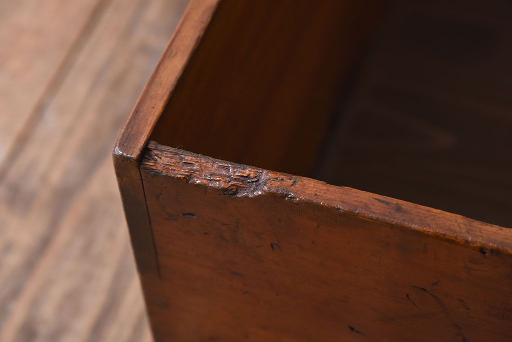 アンティーク雑貨　明治大正期　檜材　古い木製の岡持ち(収納ボックス・木箱)