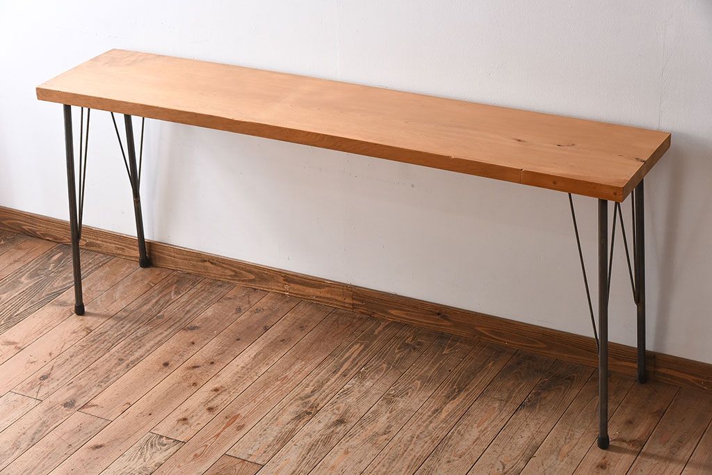 アンティーク家具　古い天板一枚板!檜材製　シンプルな鉄脚テーブル