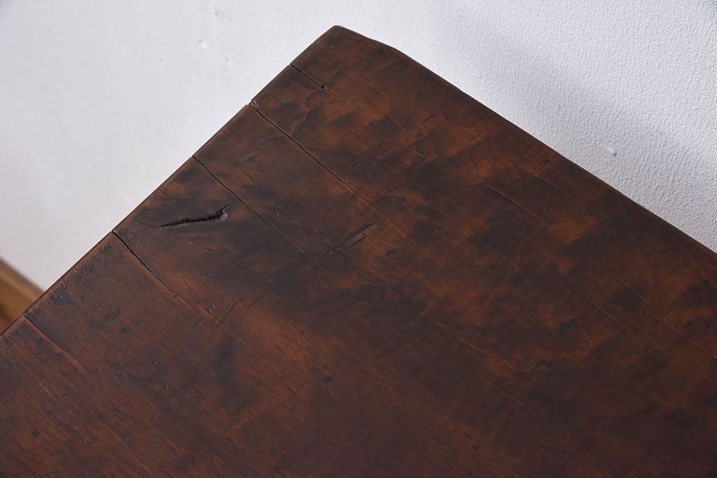 アンティーク家具　極厚　古い天板一枚板!シンプルな鉄脚テーブル