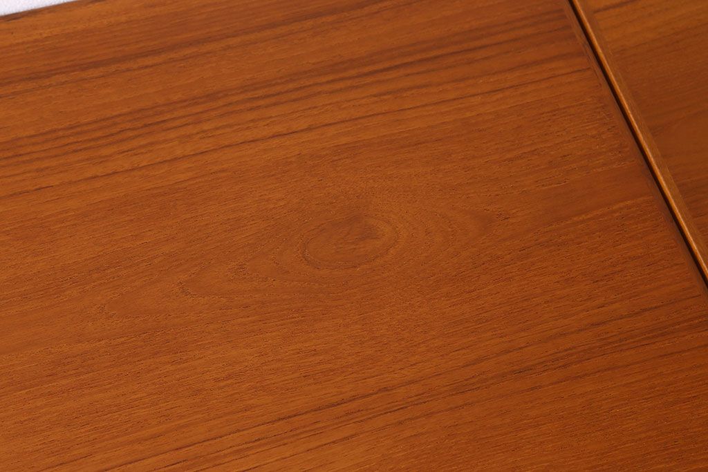 北欧家具　ビンテージ　シンプルなダイニングテーブル(エクステンションテーブル)