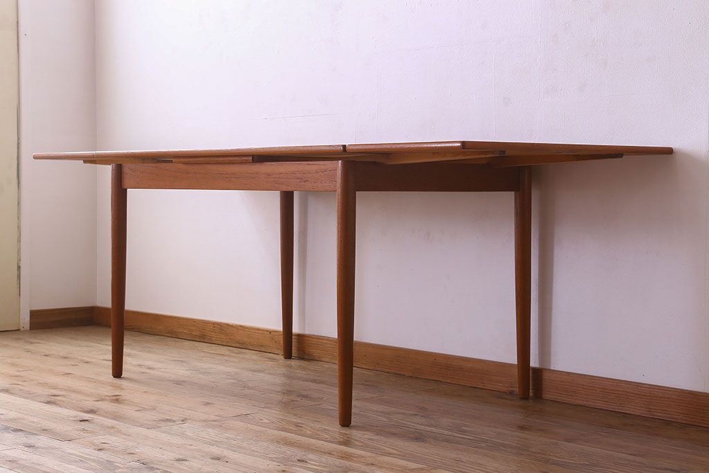 北欧家具　ビンテージ　シンプルなダイニングテーブル(エクステンションテーブル)