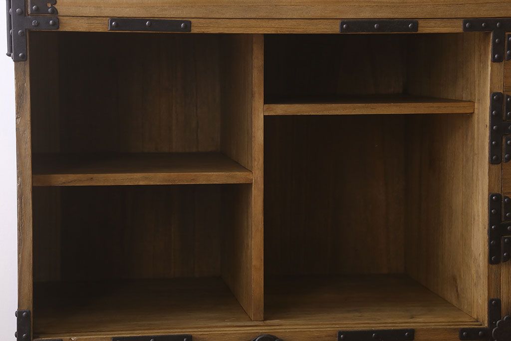 アンティーク家具　ふくら雀金具　明治期　かくしあり!総桐材の上品な帳場箪笥(桐箪笥、桐たんす)