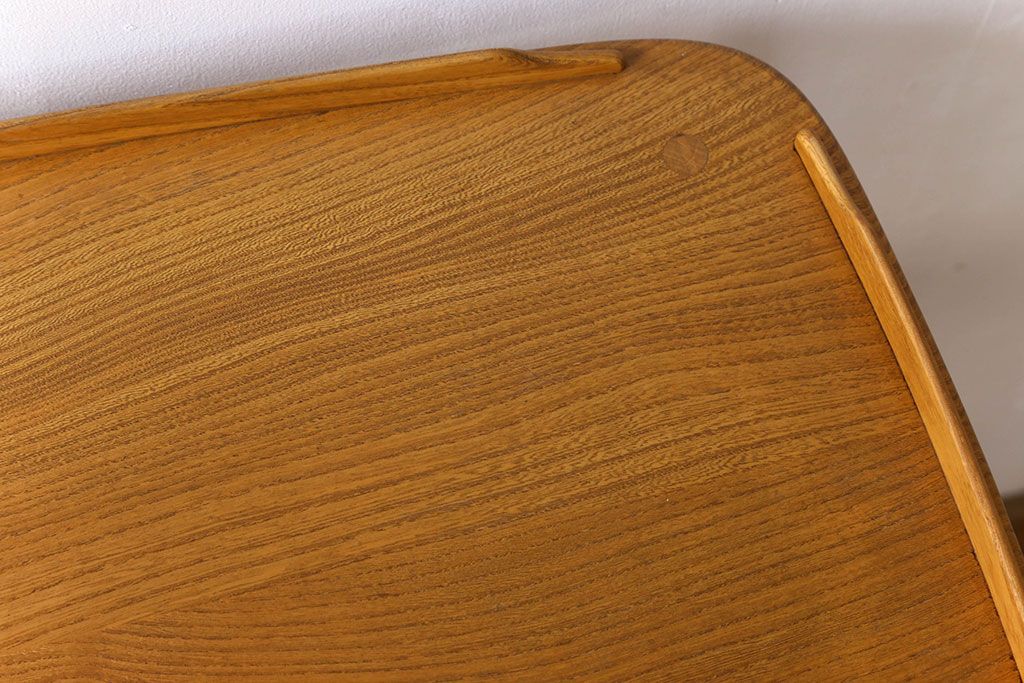 ヴィンテージ家具　ERCOL(アーコール)　イギリスビンテージ　トロリーキャスターワゴン