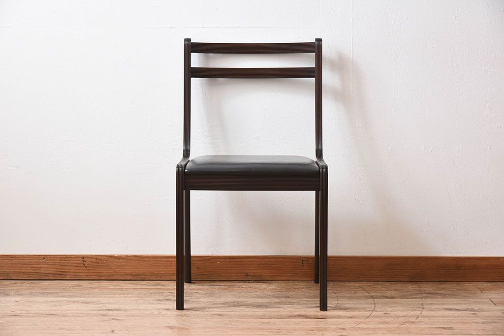 アンティーク家具　デンマーク　P.Jeppesen社製　オーレ・ヴァンシャー(Ole Wanscher)　ダイニングチェア(レッドブルーチェア)(3)