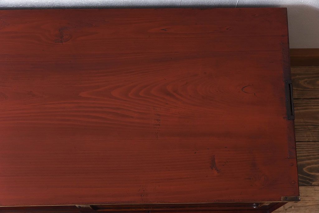 アンティーク家具　和製アンティーク　漆塗り!前面欅材の時代箪笥ローボード(3)