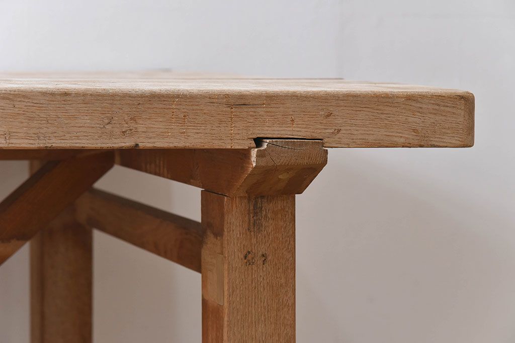 アンティーク家具　極厚天板　ナラ材製　木味　大きなアンティーク作業台(ダイニングテーブル)