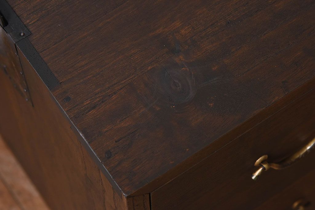 アンティーク家具　味のある古い桐材製の箪笥ローボード(衣装箪笥)