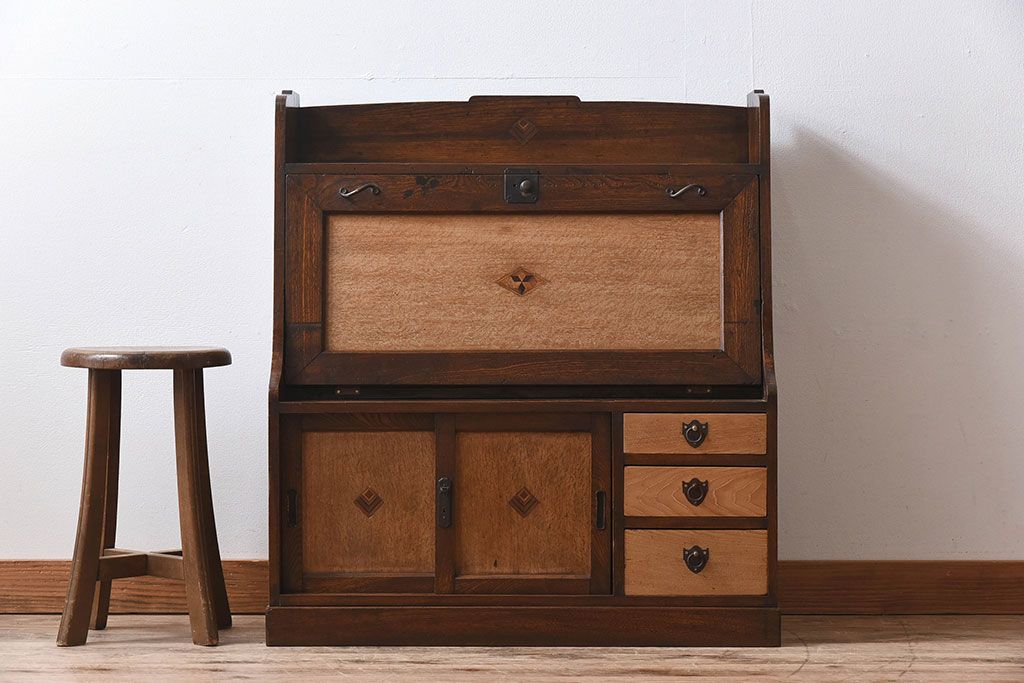 レトロ家具　ナラ材製　象嵌!古い木のレトロなライティングビューロー