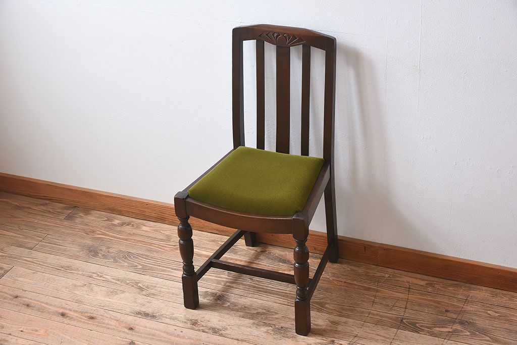 アンティーク家具　イギリスアンティーク　オーク材製の上品なダイニングチェア(椅子)(1)