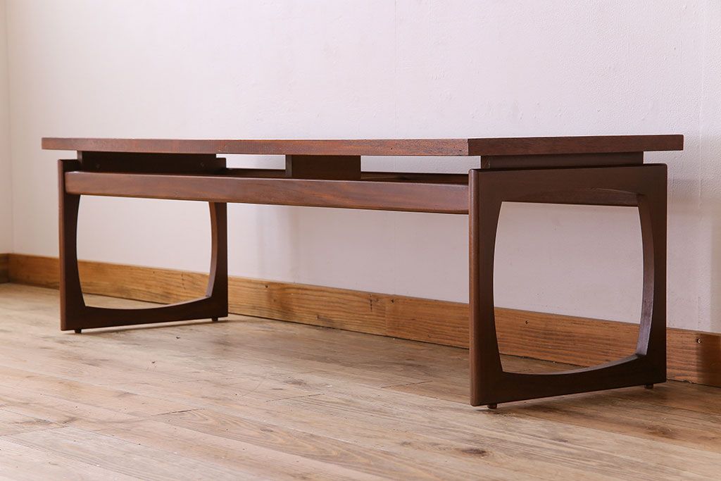 G-PLAN(ジープラン)　北欧ビンテージ家具　お洒落なコーヒーテーブル(センターテーブル)