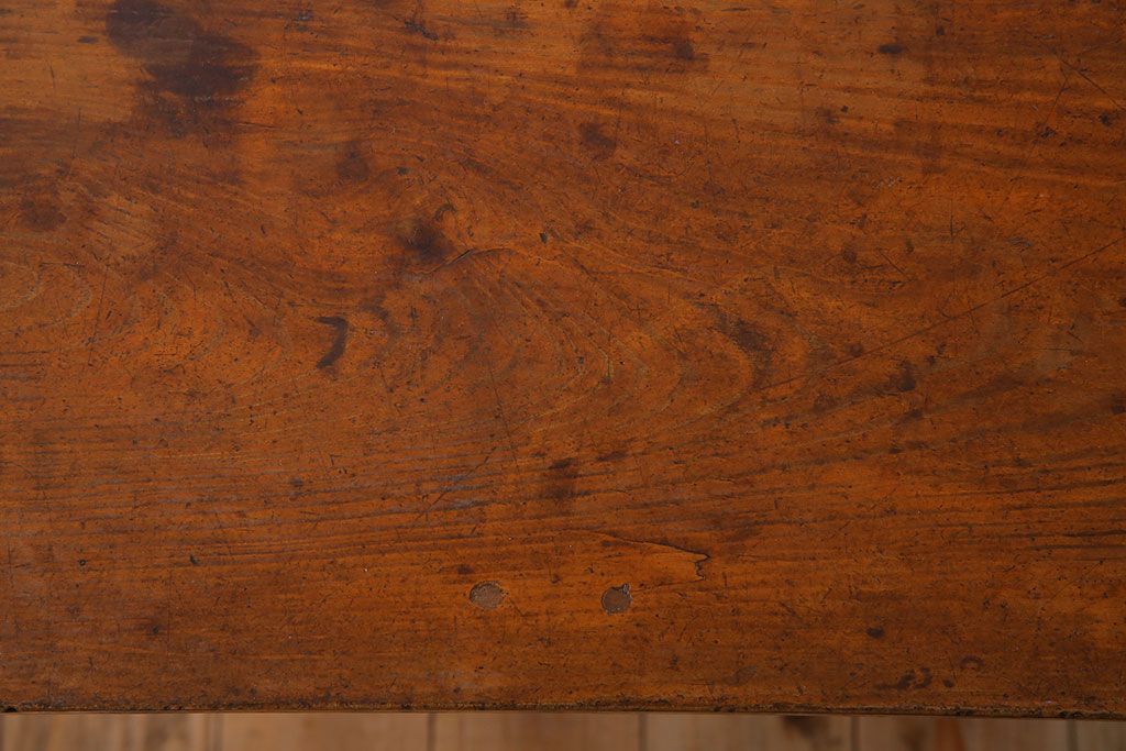 アンティーク家具　アンティーク　古い木製のシンプルな作業台(平机・テーブル)