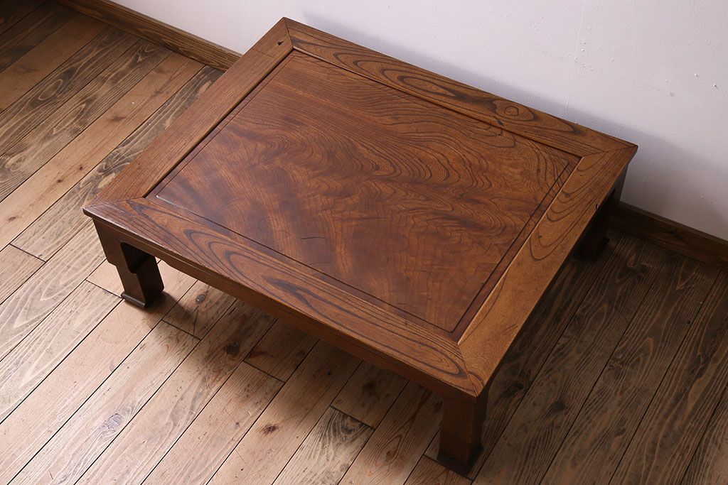 アンティーク家具　和製アンティーク　総欅製の古い座卓(センターテーブル)(2)