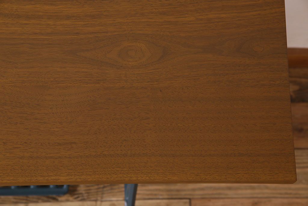 レトロ家具　アンティーク　ネイビーペイントレッグ　レトロなシンガー社製ミシンテーブル(シンガーミシン、ミシン台)(1)