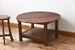 レトロ家具　昭和レトロ　シンプルなデザインの丸型アンティークカフェテーブル