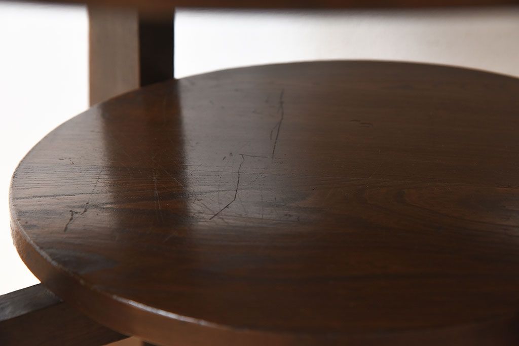 アンティーク家具　和製アンティーク　ナラ材使用!シックな味わいのある小ぶりなカフェテーブル