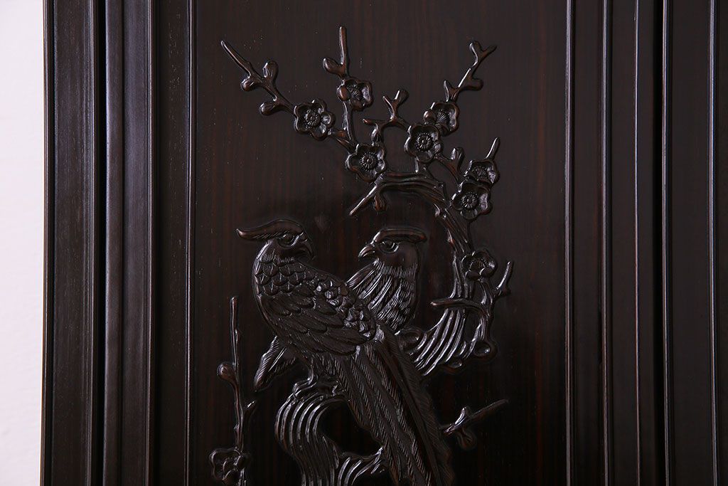 中古　民芸家具　黒檀材(唐木)製　高級品!彫刻が素晴らしいサイドボード(キャビネット、飾り棚)(定価約220万円)