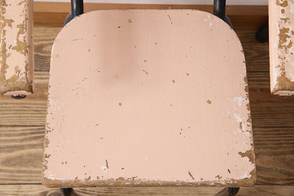 ヴィンテージ家具　イギリス　鉄脚スクールチェア2脚セット(チャイルドチェア、キッズチェア、アームチェア、ダイニングチェア、板座チェア、ベビーチェア、こども椅子、子どもイス、ビンテージ、英国)