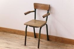 ヴィンテージ家具　イギリス　鉄脚スクールチェア(チャイルドチェア、キッズチェア、アームチェア、ダイニングチェア、板座チェア、ベビーチェア、こども椅子、子どもイス、ビンテージ、英国)