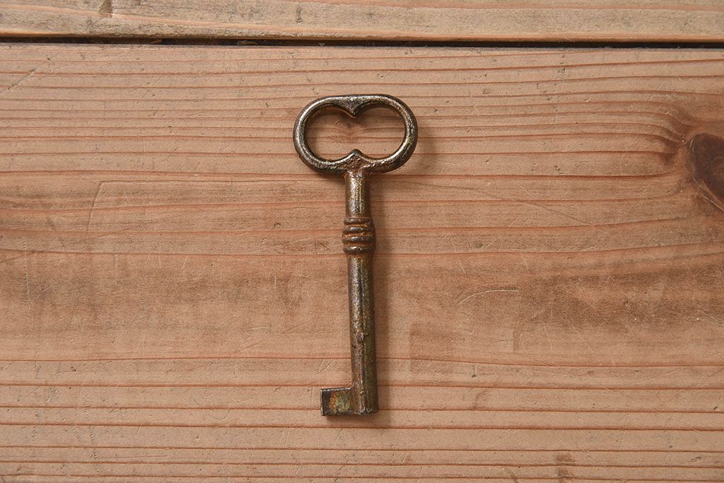 アンティーク家具　イギリスアンティーク　作業台付き!オーク材製のぬくもりあふれる両袖机(2)