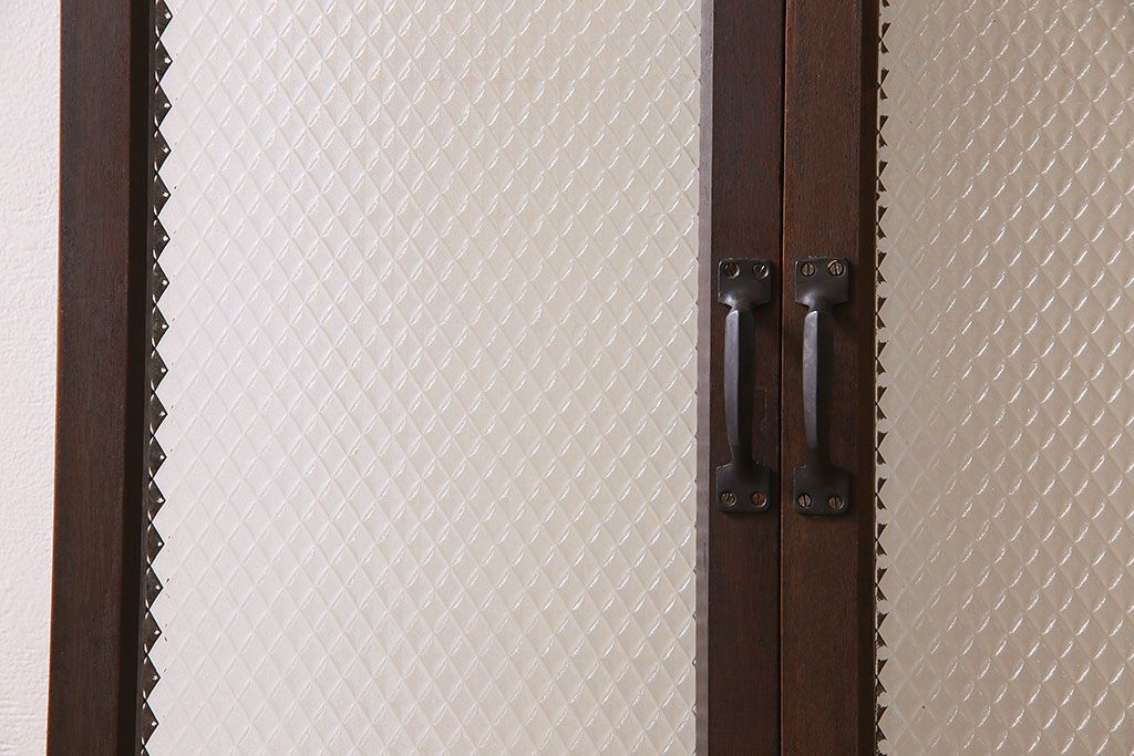 和製アンティーク　大正ロマン　プレスガラスと色ガラスを使用したノスタルジックなガラスドア2枚セット(窓)