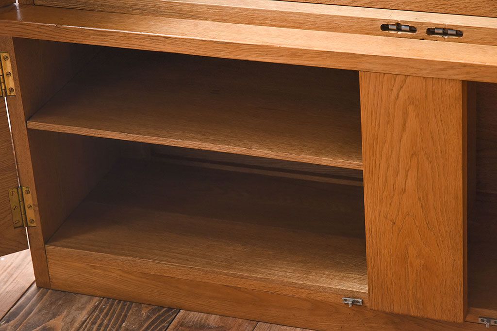 ヴィンテージ家具　北欧ビンテージ　オーク材　シンプルなスタッキングキャビネット