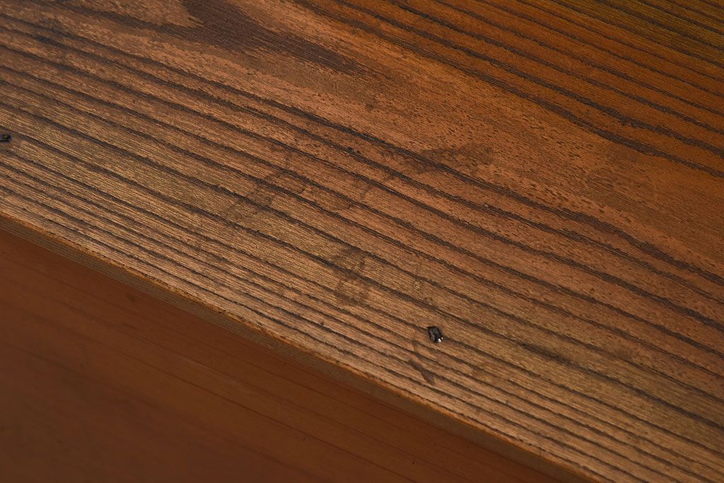 アンティーク雑貨　アンティーク　レトロ　古い木製の踏み台(欅・檜)