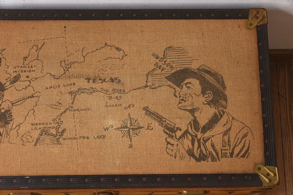 アンティーク雑貨　1950年頃　イギリスアンティークのレトロなトランク
