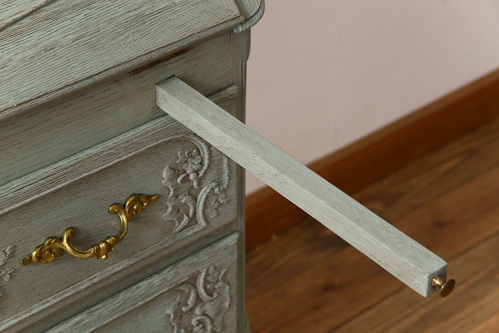 ヴィンテージ家具　フランスビンテージ　美しい彫刻入り!上質なオーク材製のライティングビューロー(2)