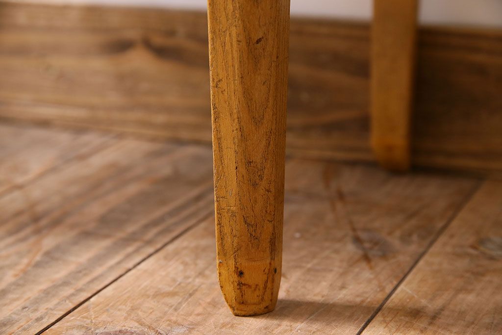 アンティーク家具　ナラ材　古い木製のクッション座面丸スツール
