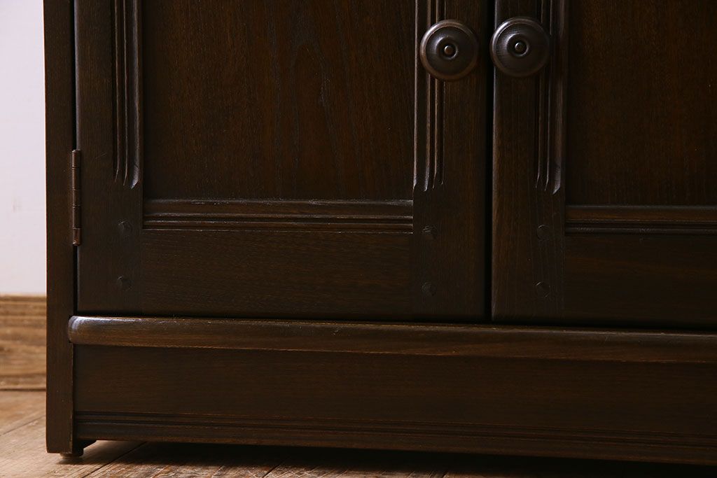 ヴィンテージ家具　ERCOL(アーコール)　イギリスビンテージ　オールドコロニアル　カップボードブックケース(本棚)
