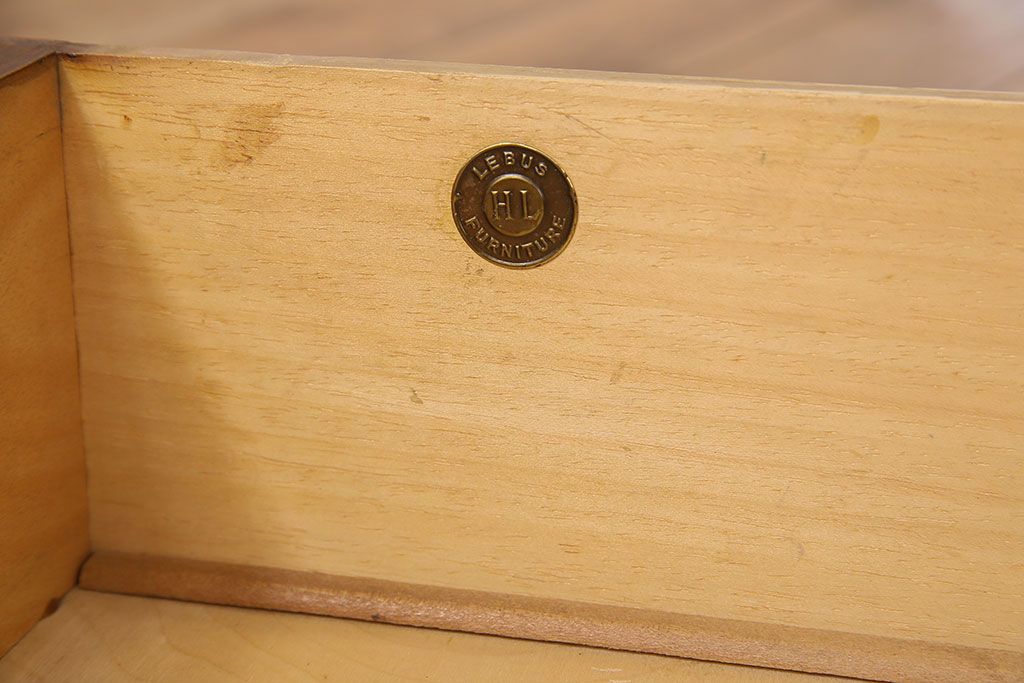 ヴィンテージ家具　1940年　イギリスビンテージ　オーク材製の杢目が美しいチェスト(引き出し)