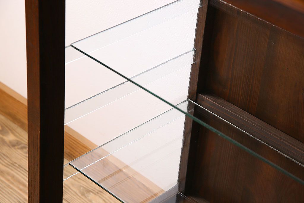 アンティーク家具　ラフジュ工房オリジナルステンドグラス　大正ロマン　栗材製　結霜ガラス!ステンドグラスと当時物の色ガラスが美しい和製アンティークのガラスケース(ショーケース)