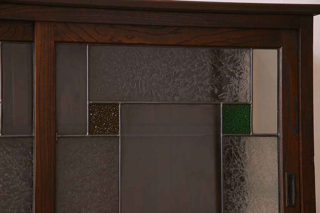 アンティーク家具　ラフジュ工房オリジナルステンドグラス　大正ロマン　栗材製　結霜ガラス!ステンドグラスと当時物の色ガラスが美しい和製アンティークのガラスケース(ショーケース)(2)