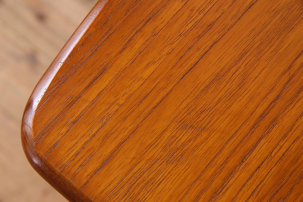 ヴィンテージ家具　北欧ビンテージ　G-PLAN(ジープラン)　チーク材のエクステンションテーブル(2)