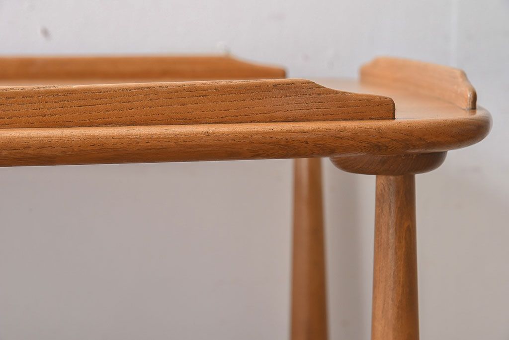 ヴィンテージ家具　ERCOL(アーコール)　イギリスビンテージ　トロリーキャスターワゴン(キッチンワゴン)(2)