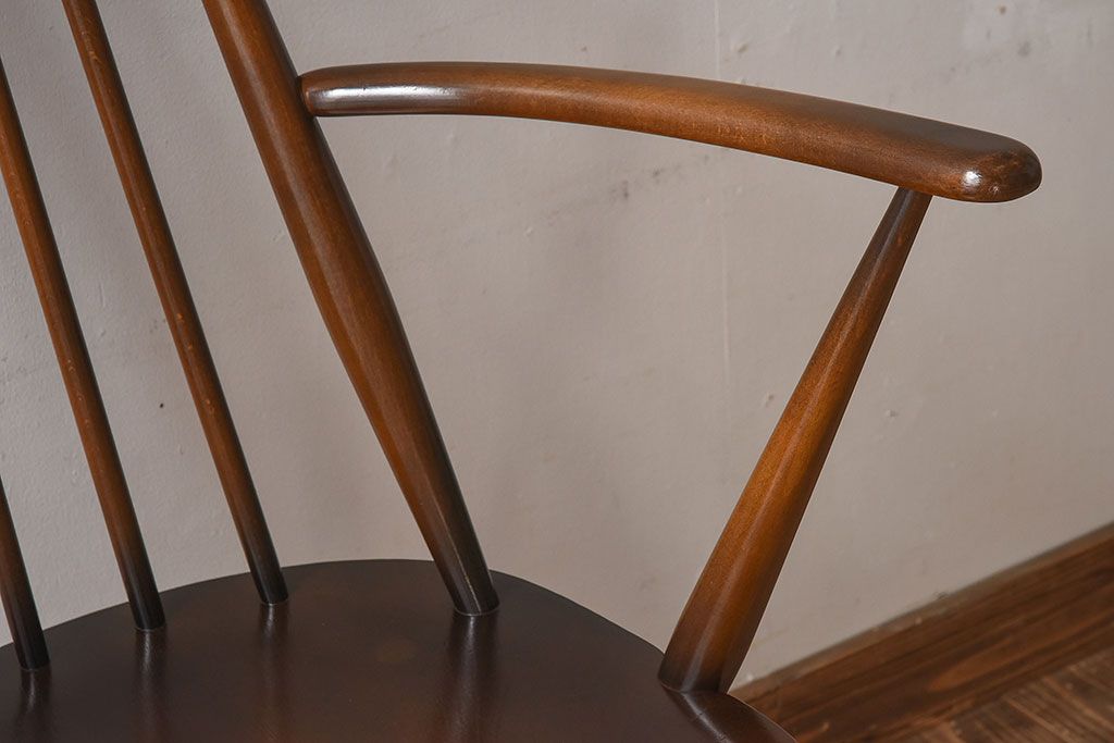 ヴィンテージ家具　英国ビンテージ　ERCOL(アーコール)　ゴールドスミス　アームチェア(1)