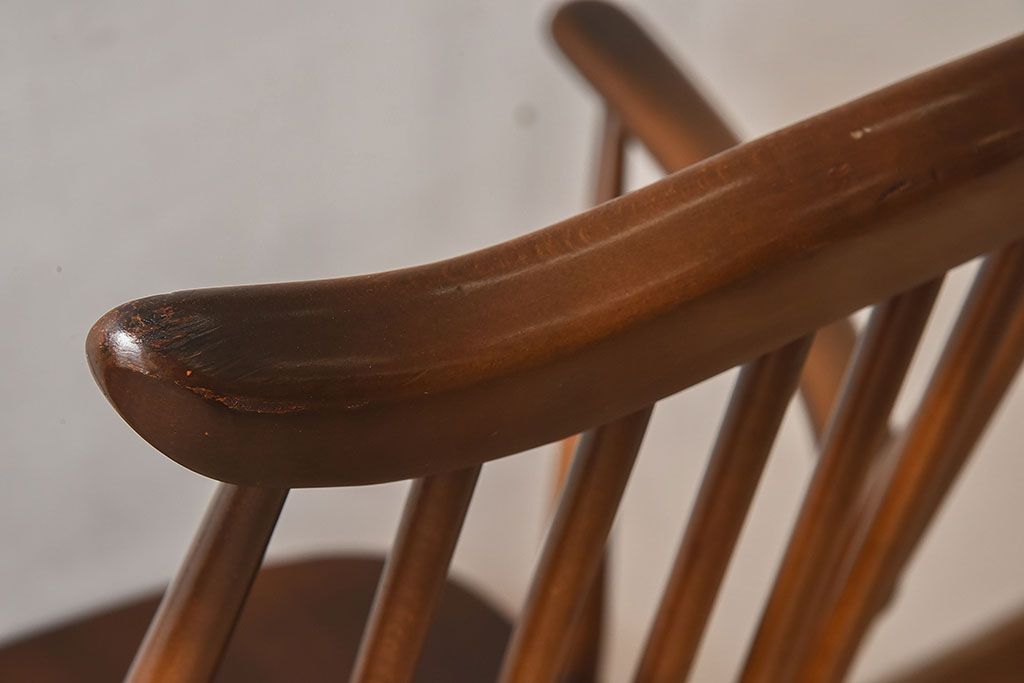 ヴィンテージ家具　英国ビンテージ　ERCOL(アーコール)　ゴールドスミス　アームチェア(1)