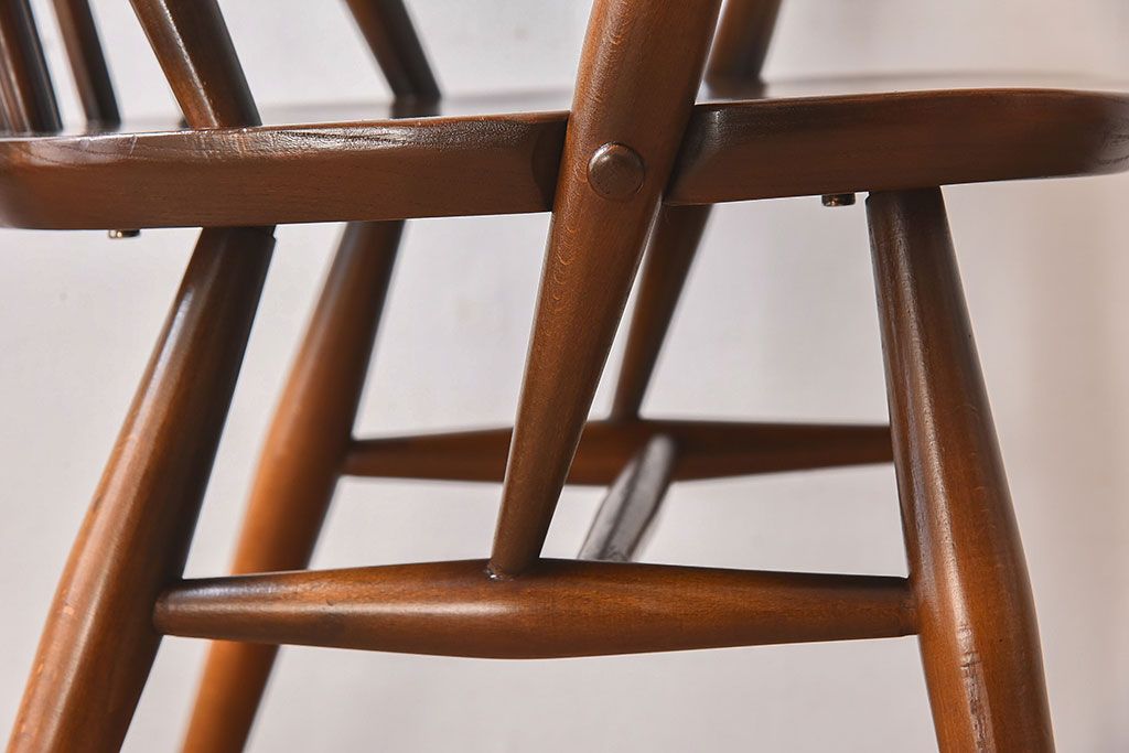 ヴィンテージ家具　英国ビンテージ　ERCOL(アーコール)　ゴールドスミス　アームチェア(2)