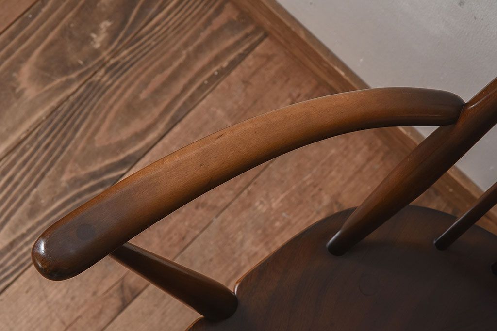 ヴィンテージ家具　英国ビンテージ　ERCOL(アーコール)　ゴールドスミス　アームチェア(2)