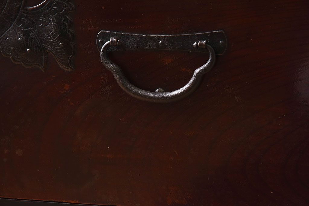 アンティーク家具　和製アンティーク　前面ケヤキ材　鉄脚箪笥(仙台箪笥)ローボード
